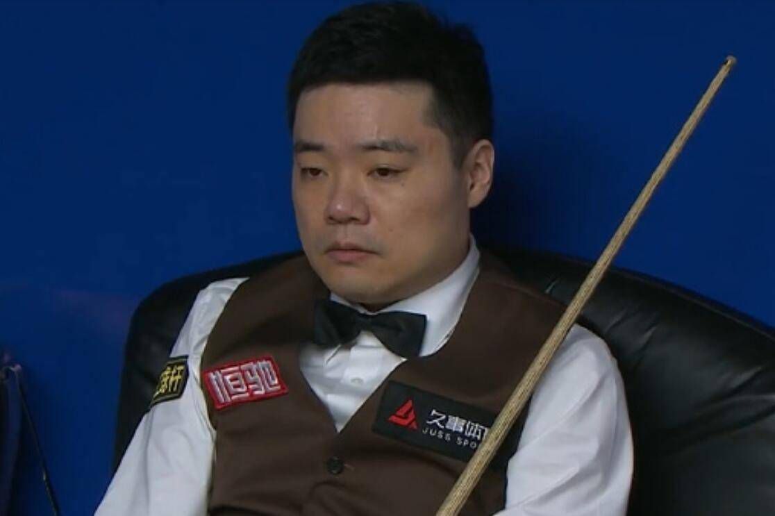 第63分钟，托莫里解围时受伤，坎德雷瓦右路得球，一路向前推进后自己起脚攻门打近角，迈尼昂没有扑到，萨勒尼塔纳2-1AC米兰。